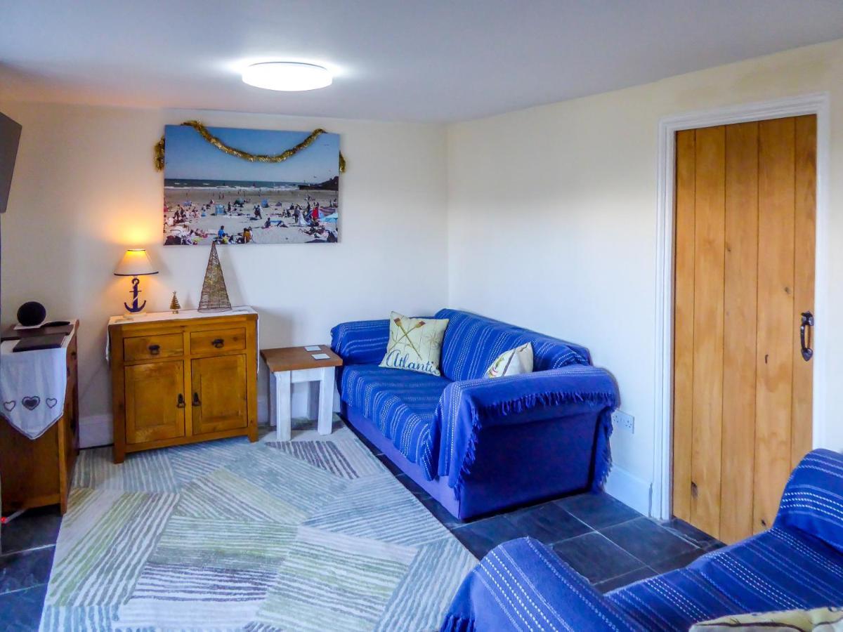 Looe Self Catering Apartment Exterior photo